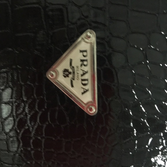 Prada bag - Picture 2 of 2